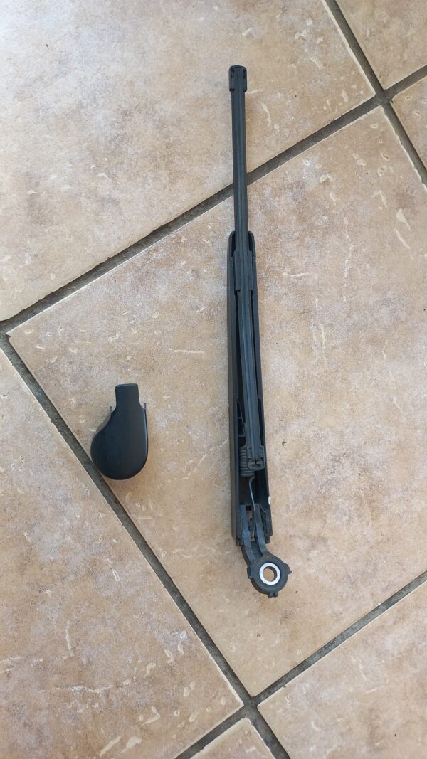Polo rear wiper arm